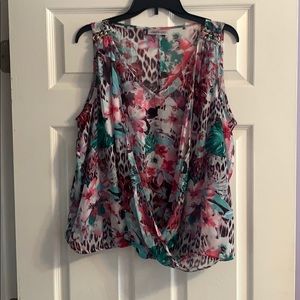 Leopard and colorful short sleeve top